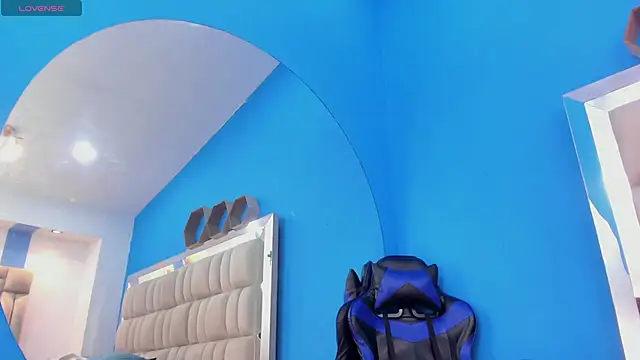 melany love0 online show from April 1, 12:39 pm