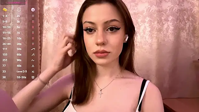 SoonMoilanen online show from December 19, 8:12 pm