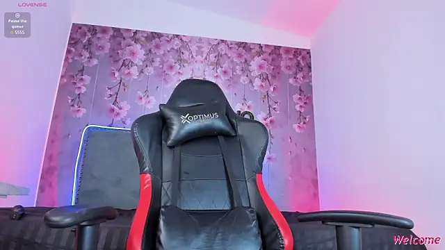 Anthonela art online show from February 14, 2:52 pm