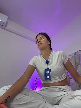 ZafiraNavarro online show from April 24, 8:33 pm