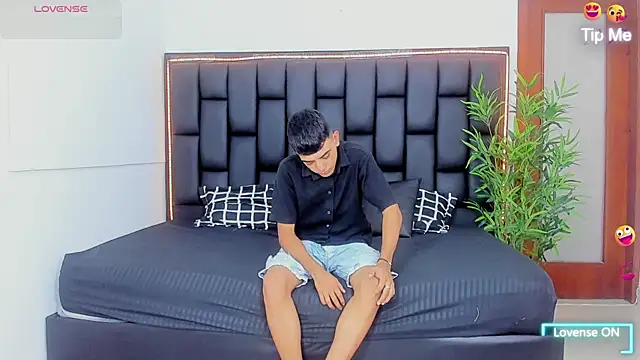 Crazy porkys online show from April 21, 6:59 pm