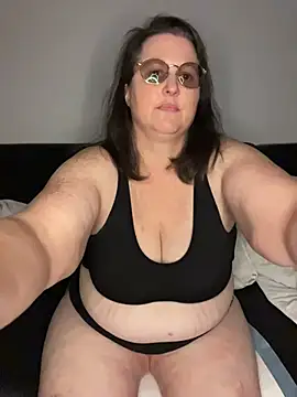 bea french curvy online show from March 5, 10:49 pm