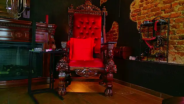 MoniqueResse online show from April 2, 1:41 pm