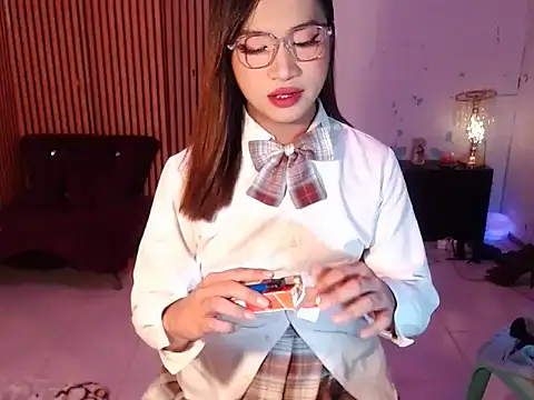 Sweet kendall xxx online show from April 21, 4:47 pm