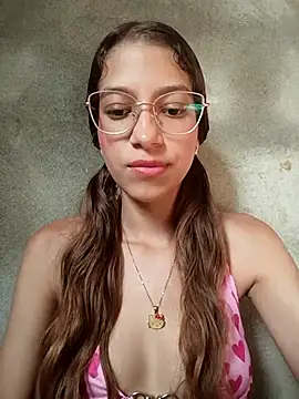 Vanneskk online show from February 13, 8:10 pm