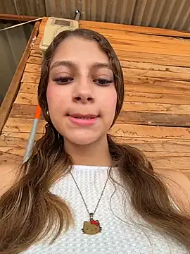 Vanneskk online show from April 25, 6:38 pm