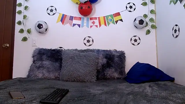 MarillynMorgan online show from July 5, 1:06 pm