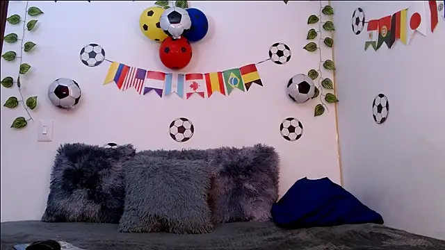 MarillynMorgan online show from July 22, 3:24 pm