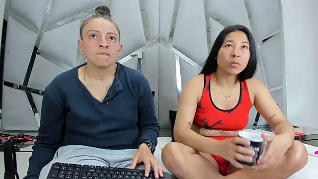 Alyssa Noah online show from April 23, 3:03 am