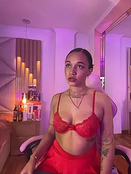 coraline vera online show from April 22, 7:55 pm