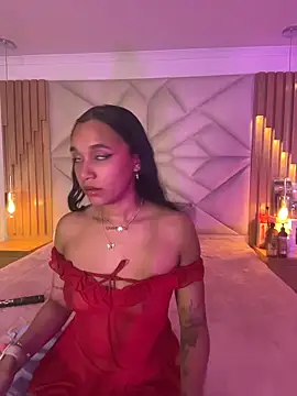 coraline vera online show from April 27, 7:44 pm