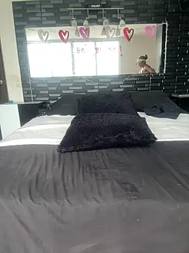sexymusclegoddess online show from July 16, 1:26 pm