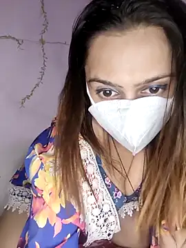 HONEY BEBS online show from March 6, 4:35 pm