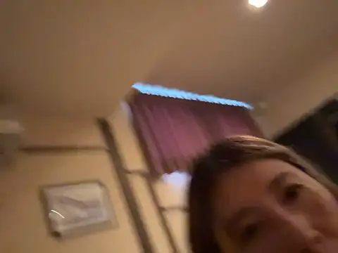 karin0720 online show from March 18, 4:17 am