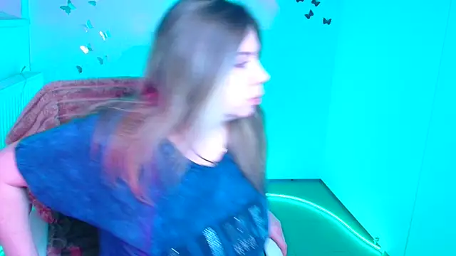 Amanda Swannn online show from February 6, 1:03 pm