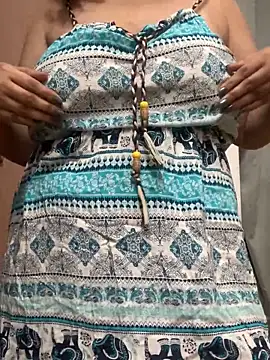 Your pinki 19 online show from December 21, 4:33 pm