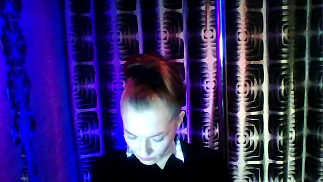 Soniakiss online show from February 4, 3:26 pm