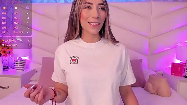 Lizzi Hotman  online show from April 21, 8:38 pm