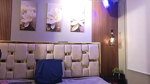  Caroline34 online show from April 17, 10:28 am