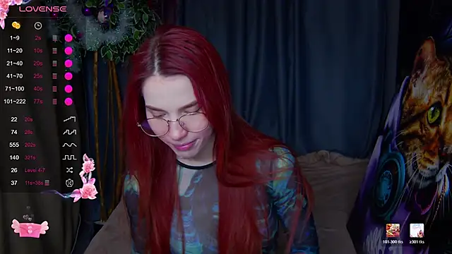 Emily Kente online show from January 16, 1:23 am