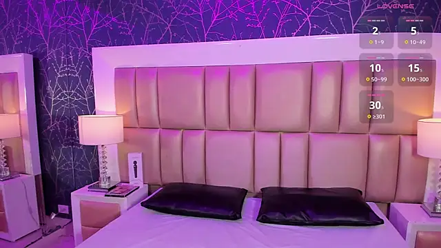 MarianaMontezz online show from April 27, 7:55 pm