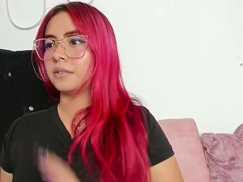 medusa charity online show from December 15, 3:50 pm