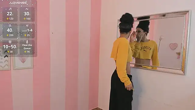 Amaia Monroe online show from April 29, 3:54 am