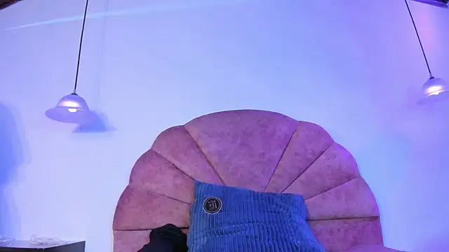 Brenda Tina online show from January 14, 7:41 pm