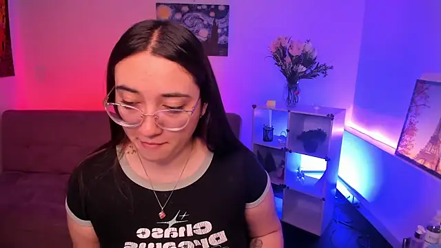 SwettieSammy online show from June 6, 12:22 pm