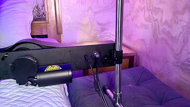 emily dempsey online show from February 14, 8:11 pm