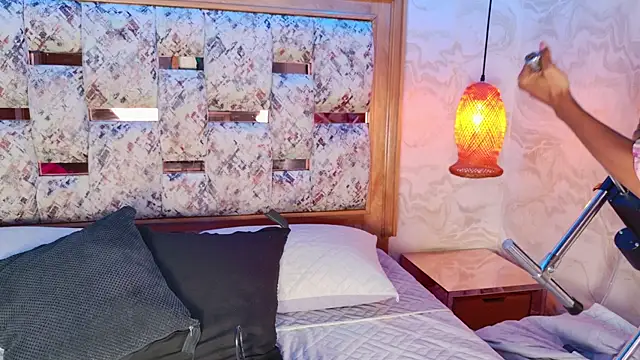 emily dempsey online show from April 27, 7:33 pm