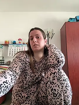 Sareyxon online show from April 26, 3:43 pm