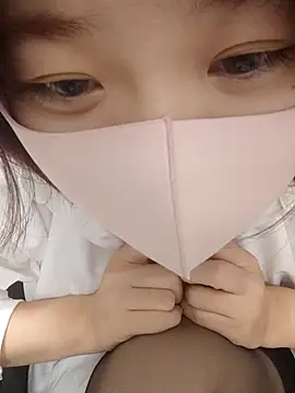 miniiceyya online show from February 25, 3:10 pm