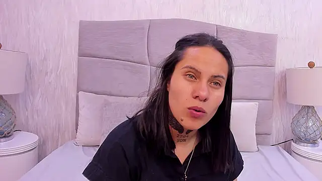 Naomii BDSM online show from March 4, 8:04 pm