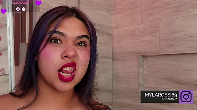 Mylarossi online show from April 19, 6:10 pm