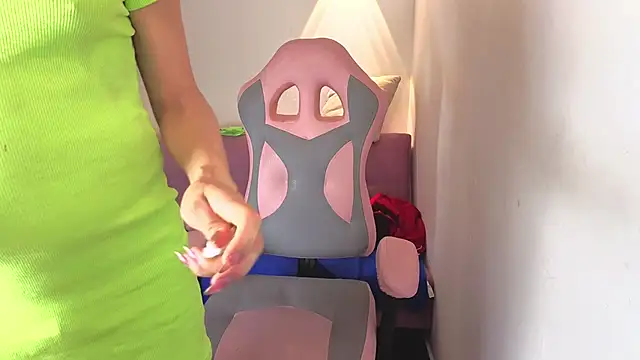 Ivonne ferrer   online show from January 18, 12:18 am