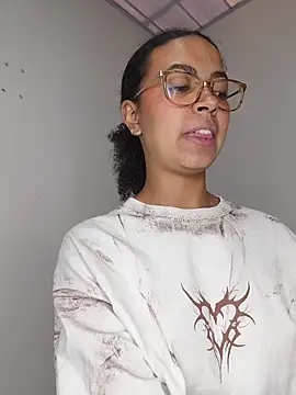   VioletaHeaven   online show from March 11, 11:36 am