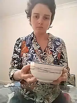 Amy01112 online show from April 26, 6:27 pm