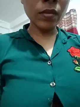 Sepali5577 online show from February 19, 4:28 pm