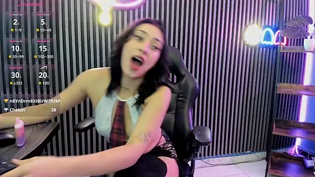 Ariana collinss online show from December 22, 12:52 pm