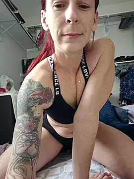 poleslut69 online show from February 22, 6:42 pm