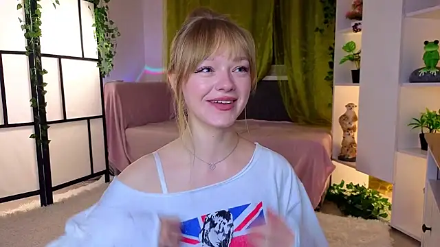 MatthewHoffis online show from April 22, 9:23 pm