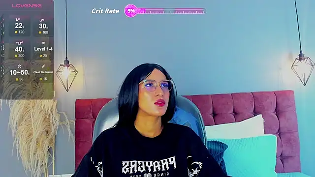 Samantha luv  online show from April 23, 4:09 am