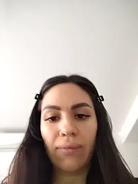 SiennaLuxexx online show from April 3, 1:53 pm