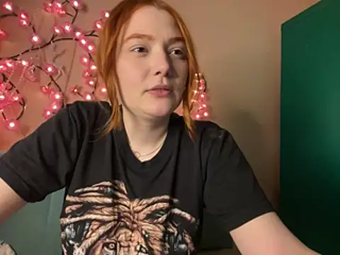 Ungoliant Kiss online show from April 30, 8:57 pm