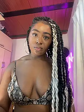 Cynthia es online show from April 24, 4:21 pm