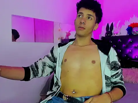 BlakeNoir  online show from April 27, 12:30 am