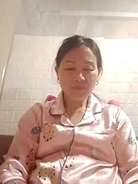 Lili-123k online show from April 25, 1:41 pm