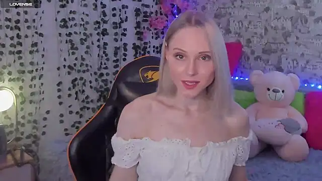Gina Gina love online show from June 22, 4:09 am