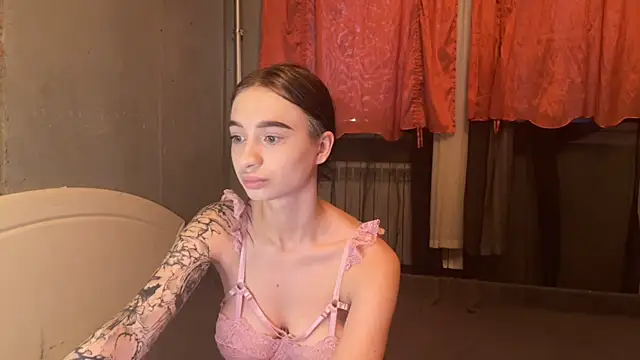 imChatty Alice online show from June 7, 3:02 am